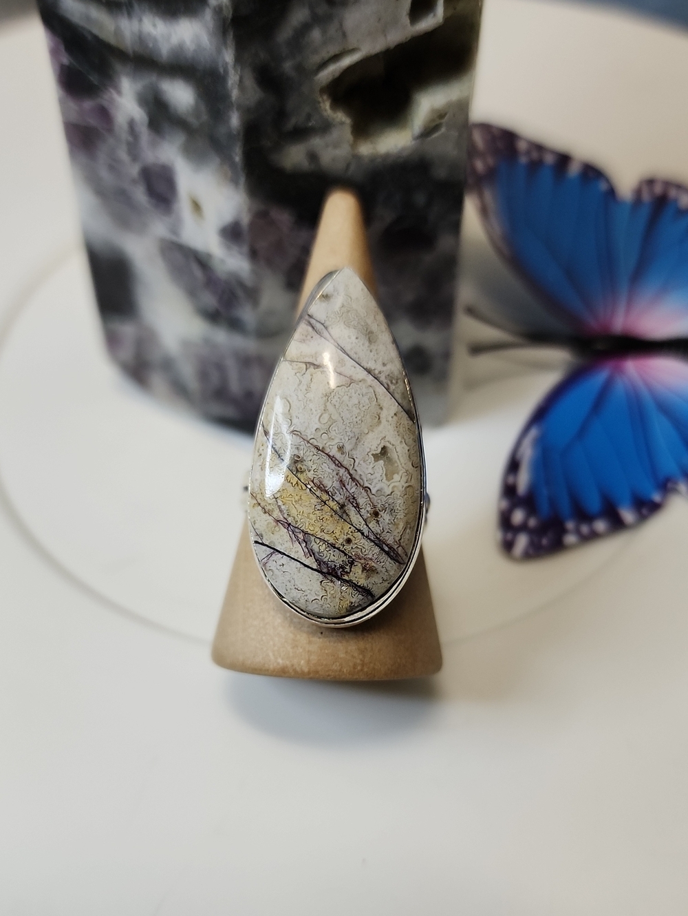 Teardrop Agate Ring in Mixed Brown and Gray